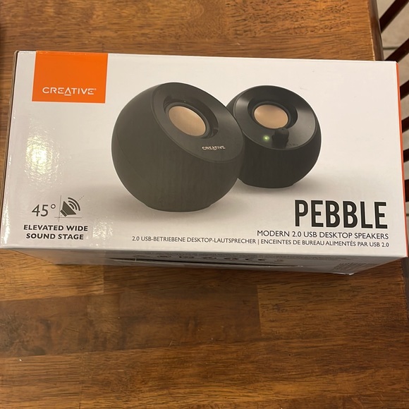 Desktop speakers - Picture 2 of 4